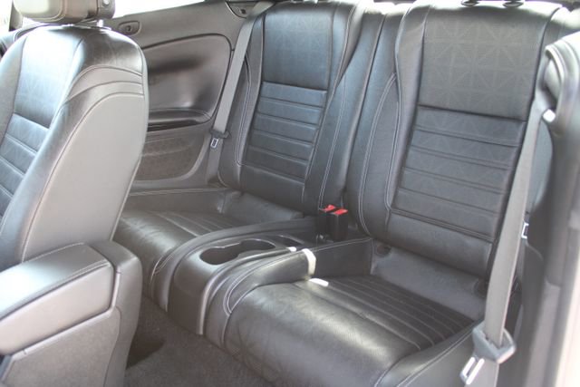 Used 2019 Buick Cascada Premium image 31