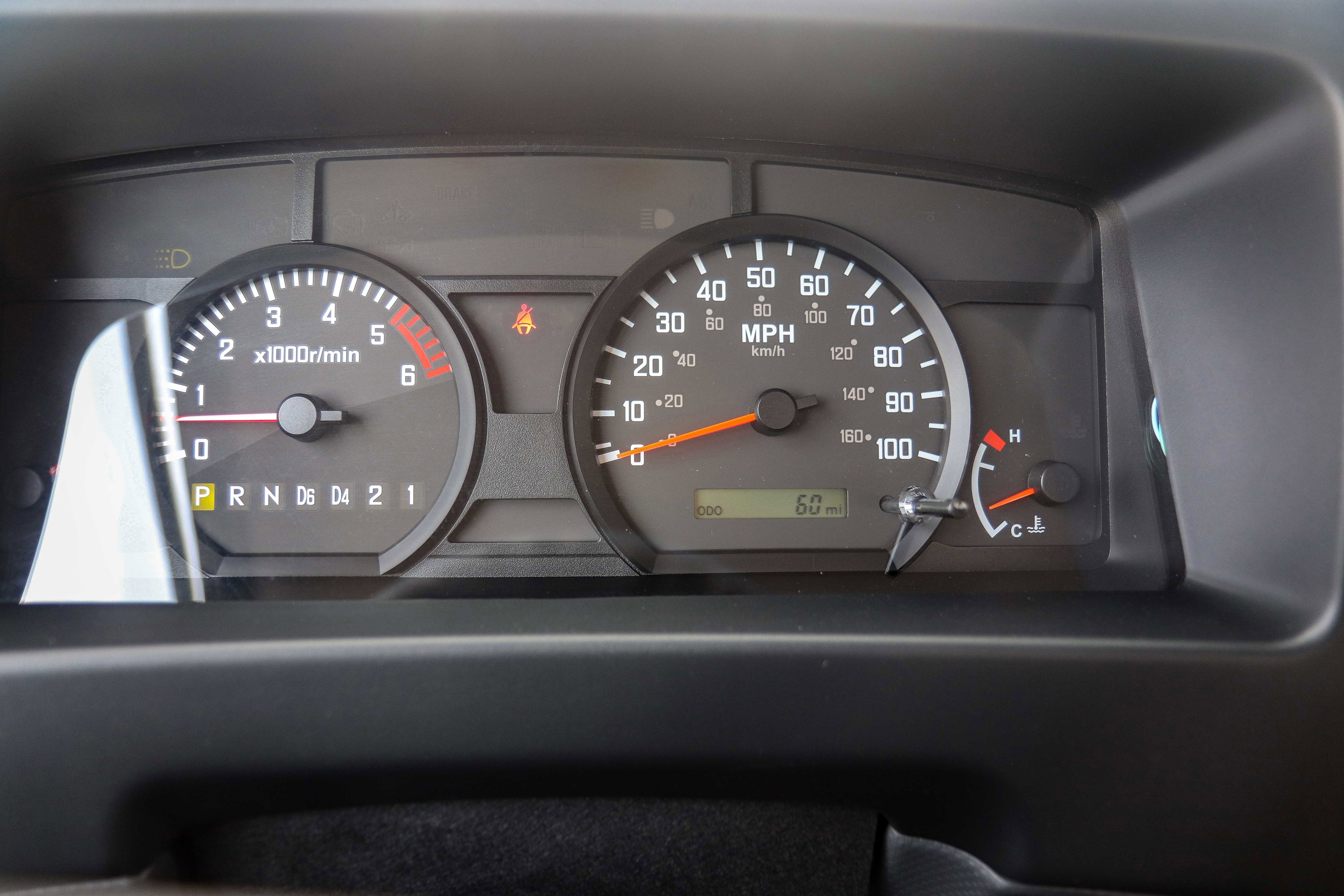 Used 2024 Isuzu NPR image 20