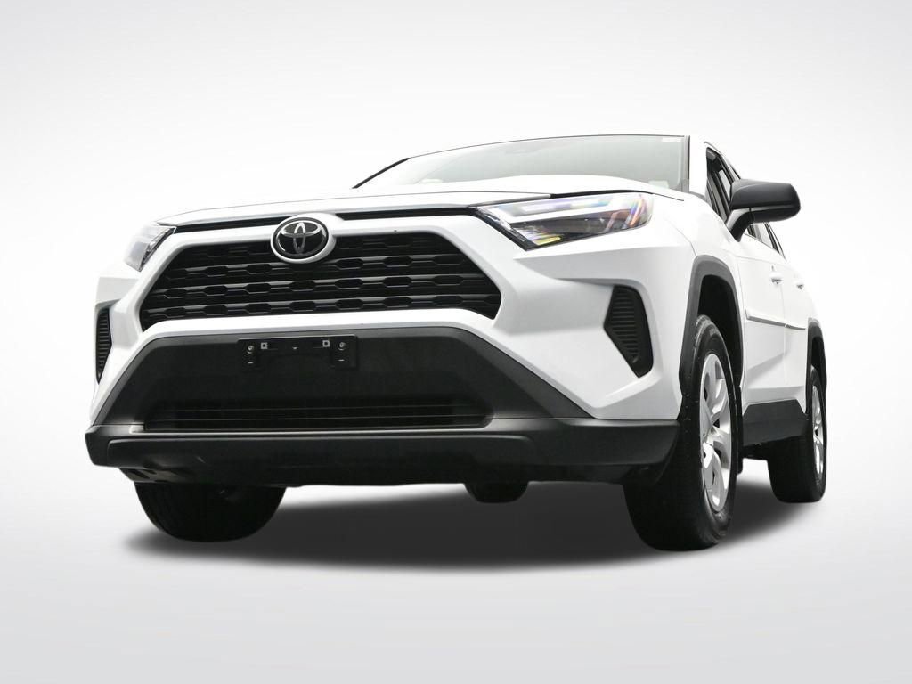 Used 2023 Toyota RAV4 LE image 30