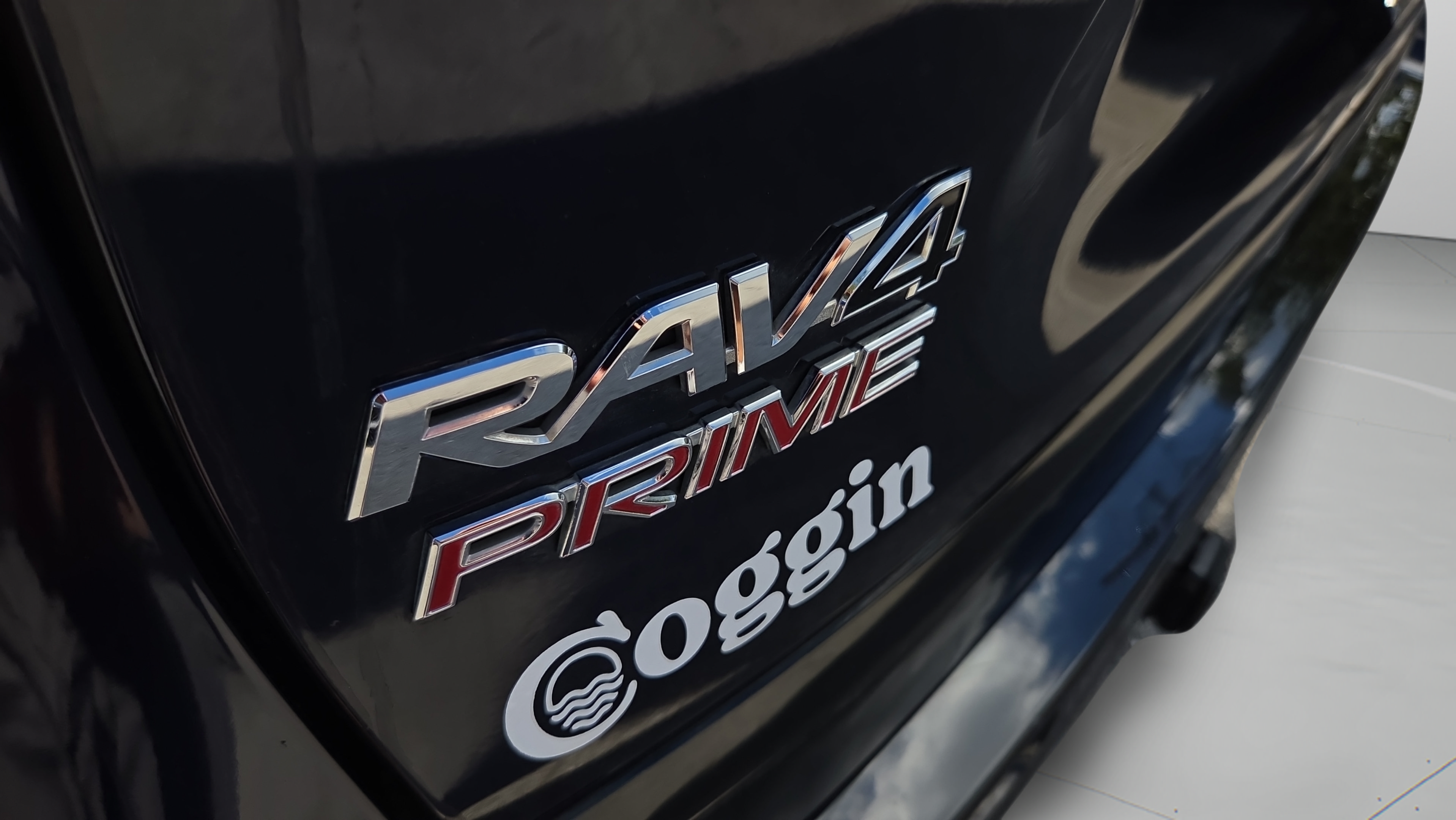 Used 2022 Toyota RAV4 XSE w/ Weather Package AWD/4WD image 16