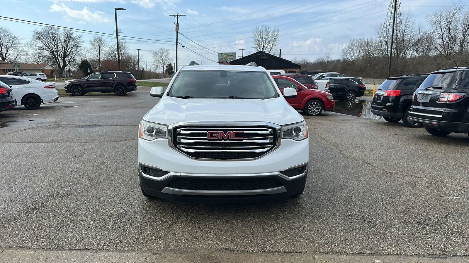 Used 2019 GMC Acadia SLT image 1