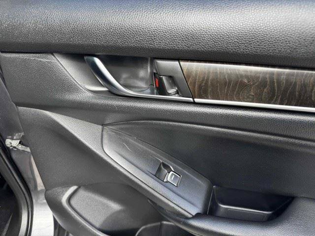 Used 2022 Honda Accord EX-L image 47