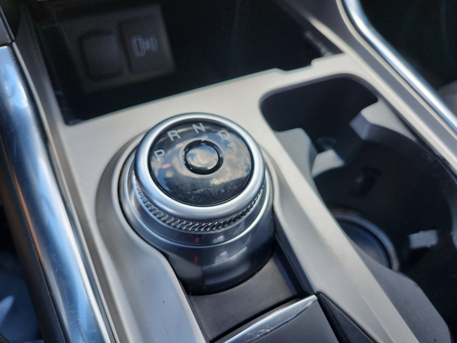 Used 2021 Ford Explorer Limited w/ Equipment Group 301A AWD/4WD image 24