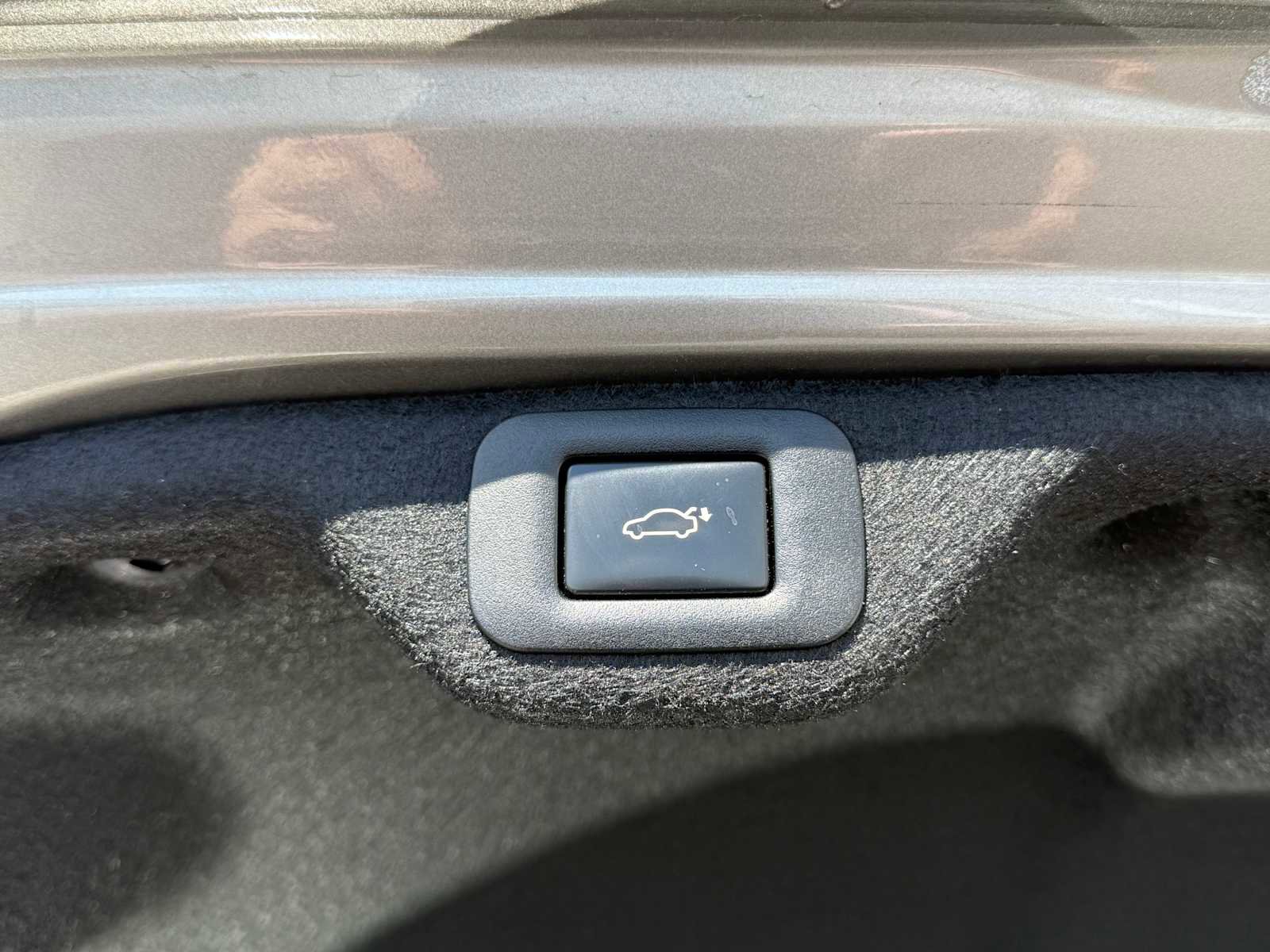 Used 2020 Lexus ES 300h w/ Premium Package FWD image 41