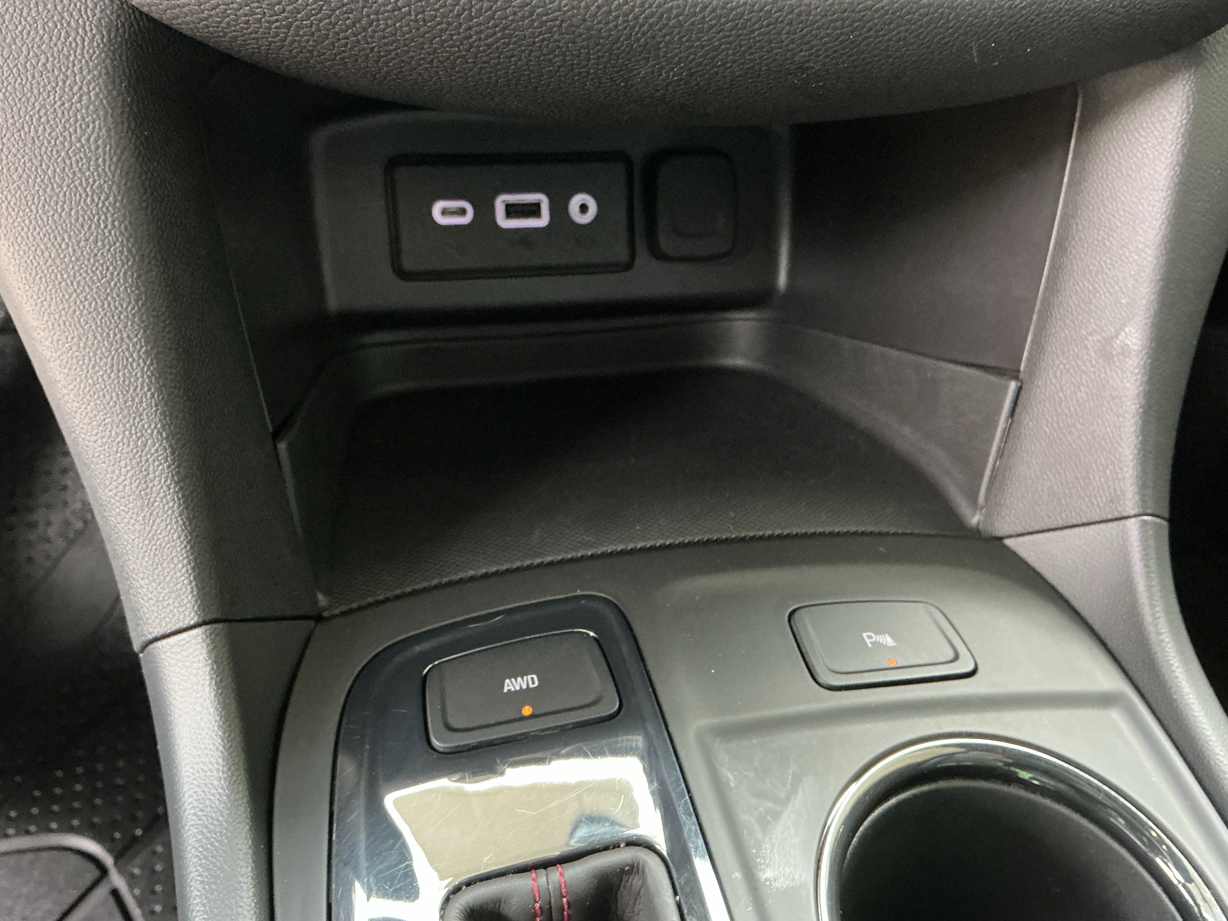 Used 2024 Chevrolet Equinox RS image 31