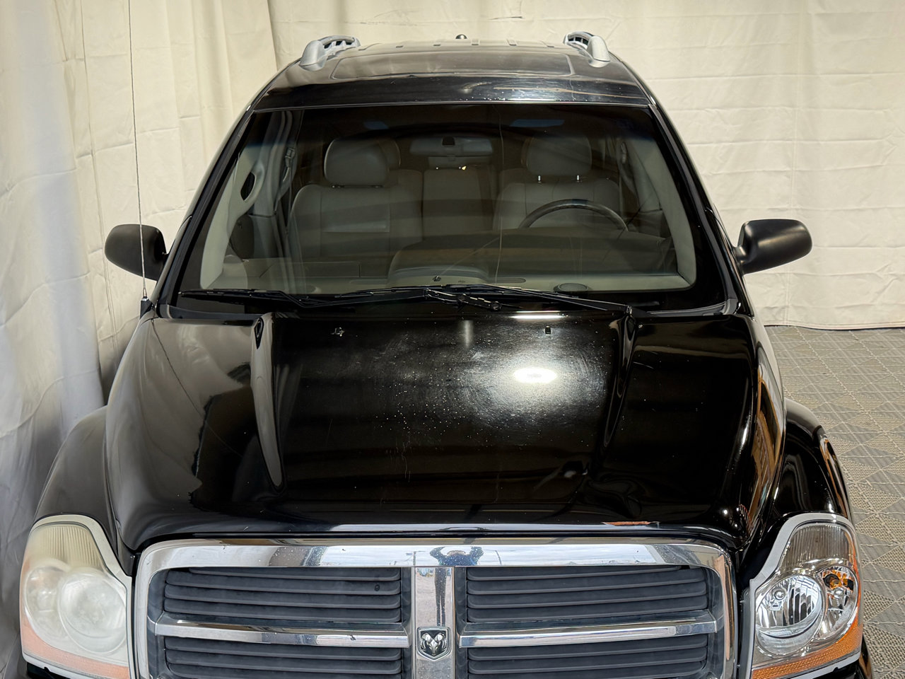 Used 2005 Dodge Durango SLT image 3