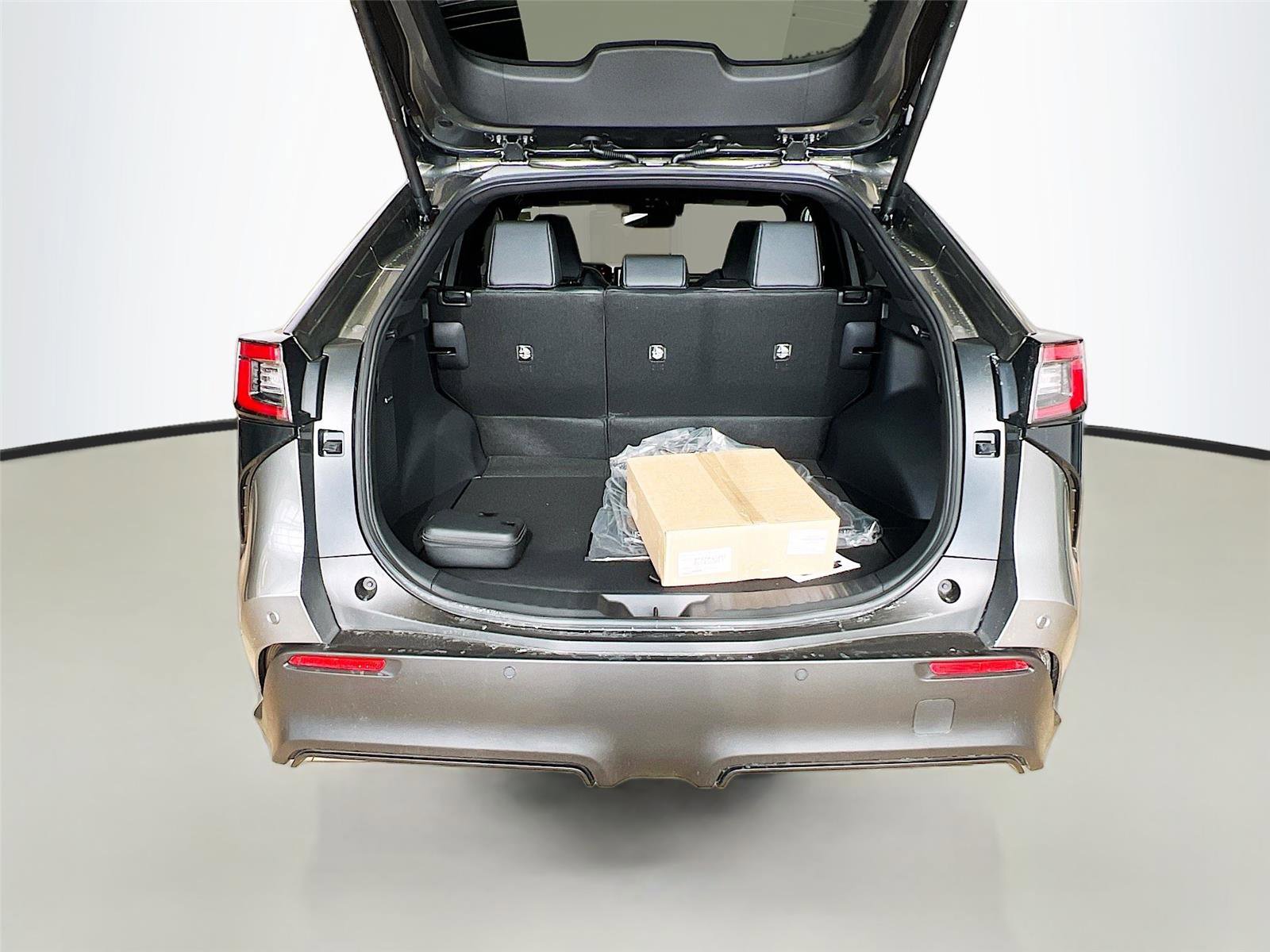 New 2026 Subaru Solterra image 28