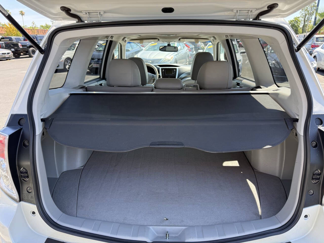 Used 2011 Subaru Forester 2.5XT Touring AWD/4WD image 22