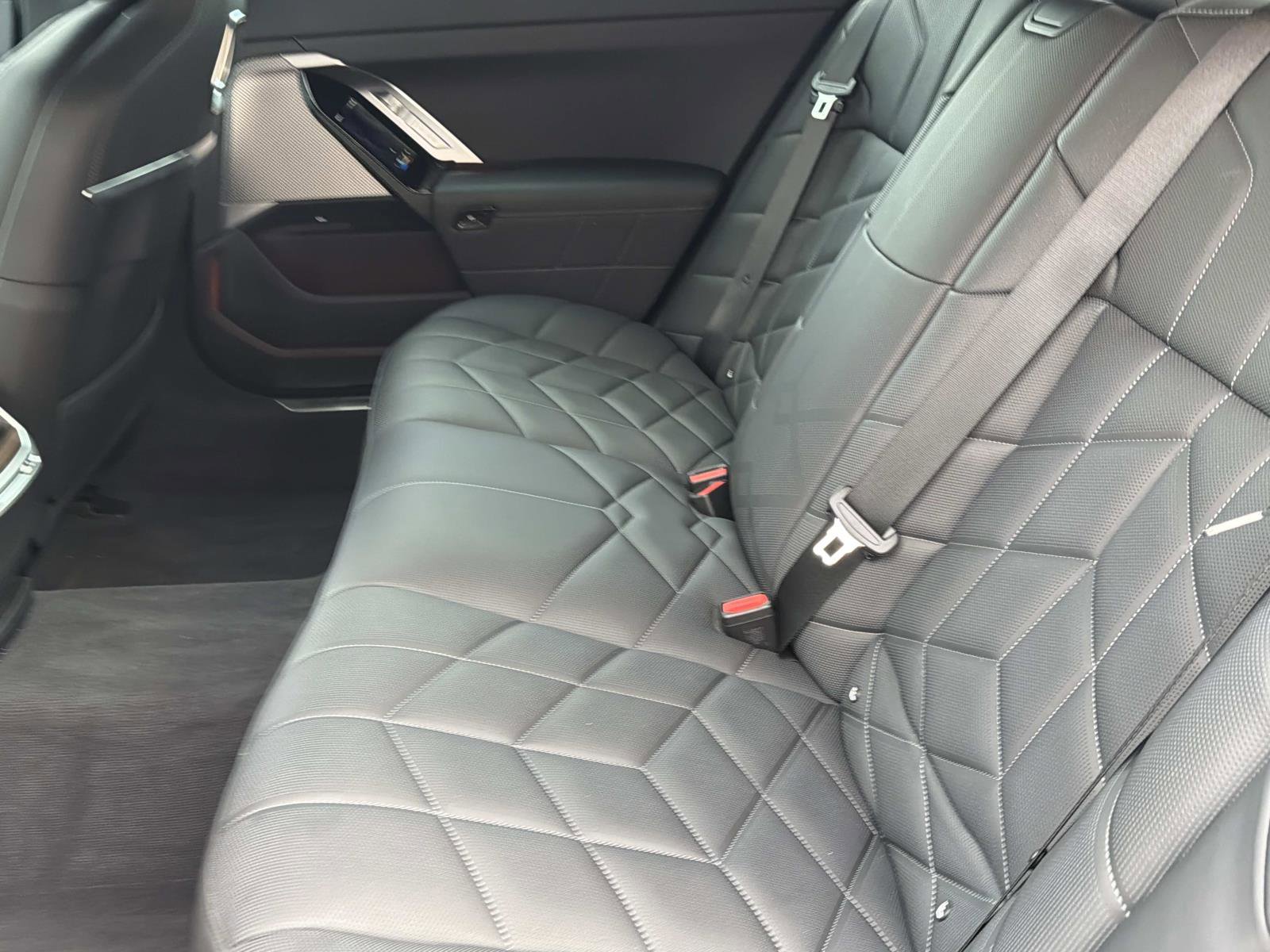 Certified 2025 BMW 760i xDrive AWD/4WD image 14