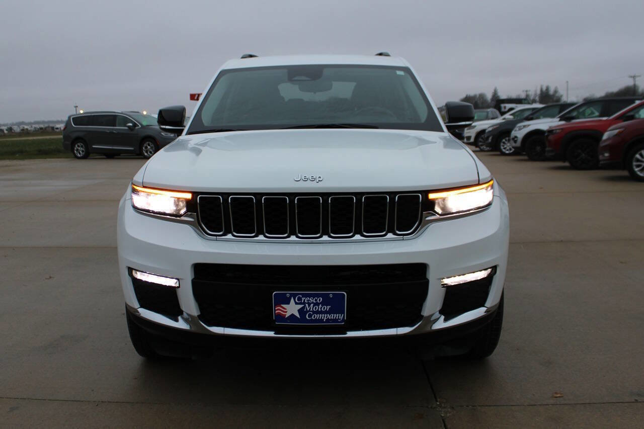 Used 2023 Jeep Grand Cherokee L Limited image 2