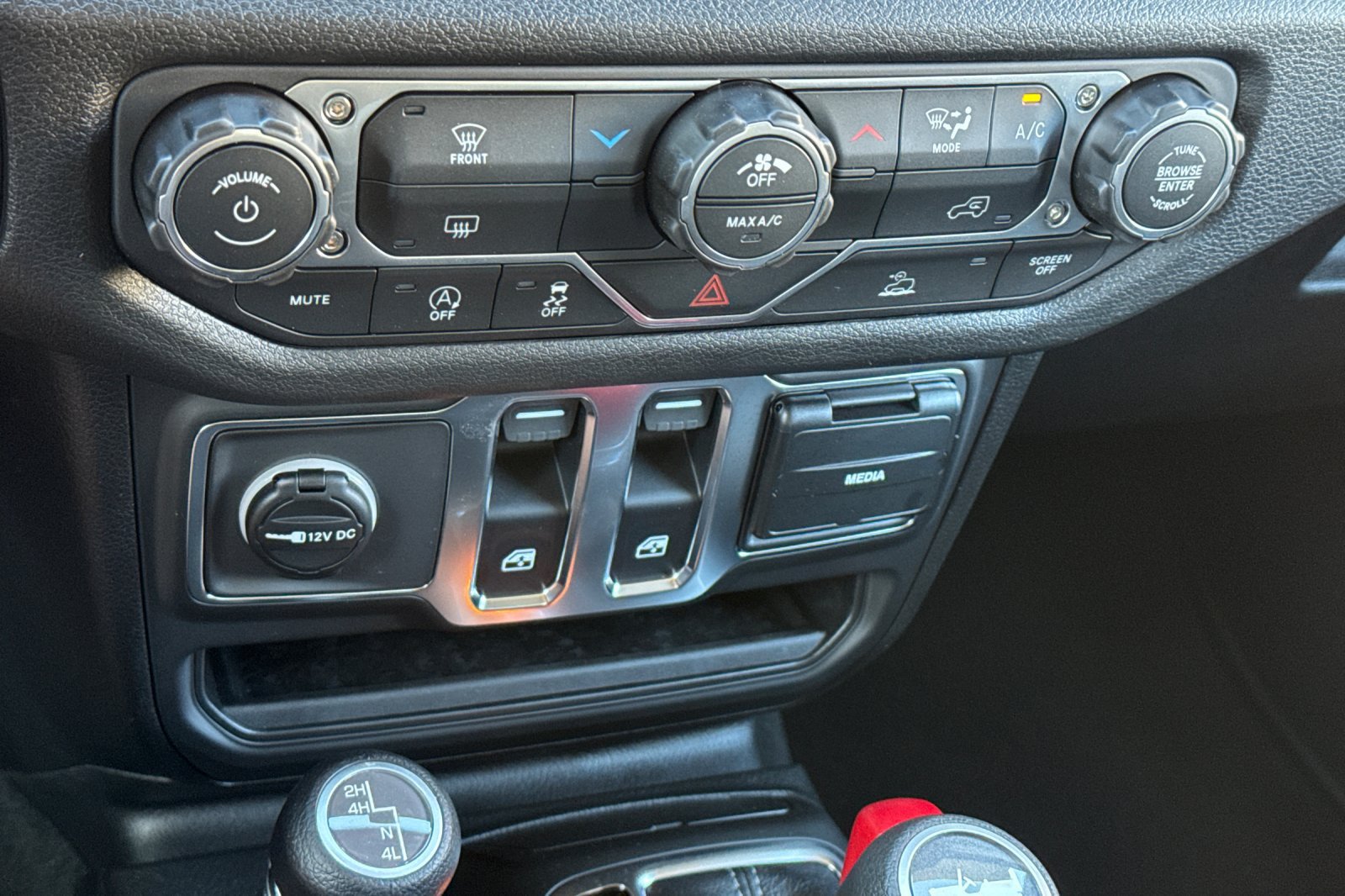 New 2026 Jeep Wrangler Sport AWD/4WD image 17