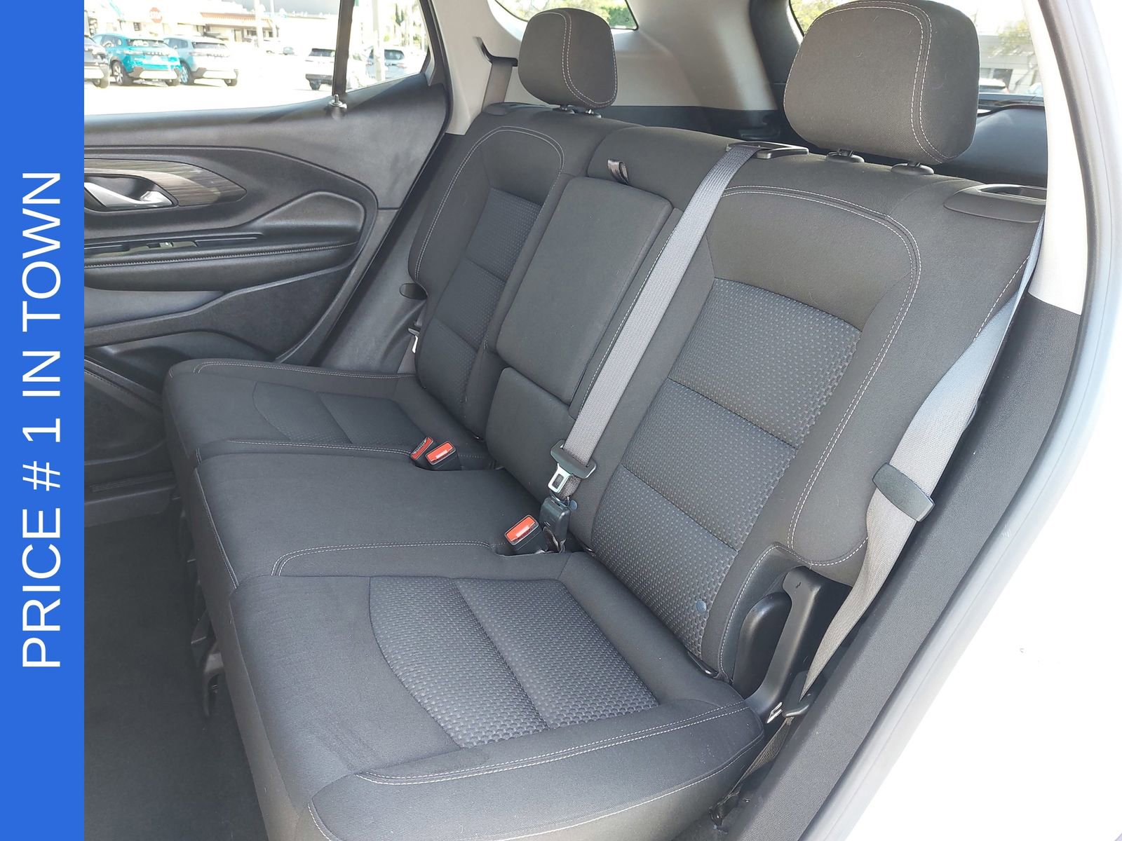 Used 2024 GMC Terrain SLE AWD/4WD image 13