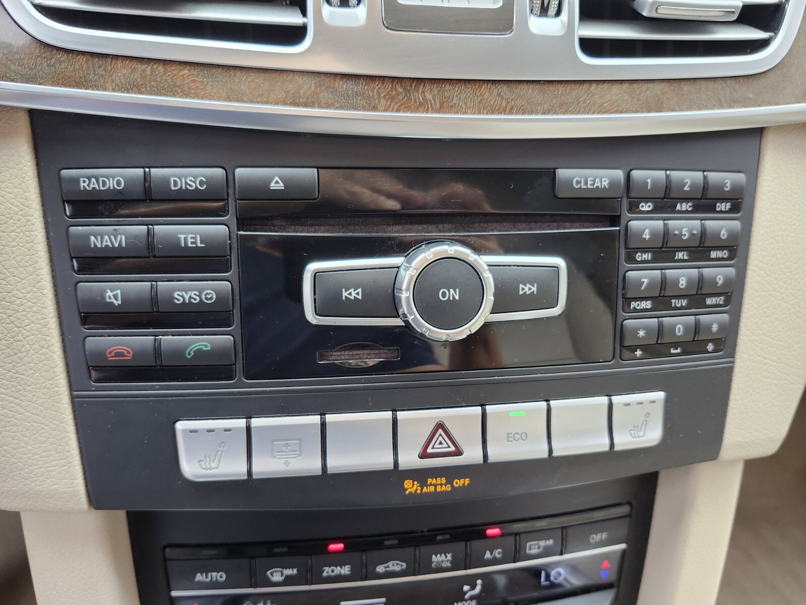 Used 2015 Mercedes-Benz E 350 Sedan image 24