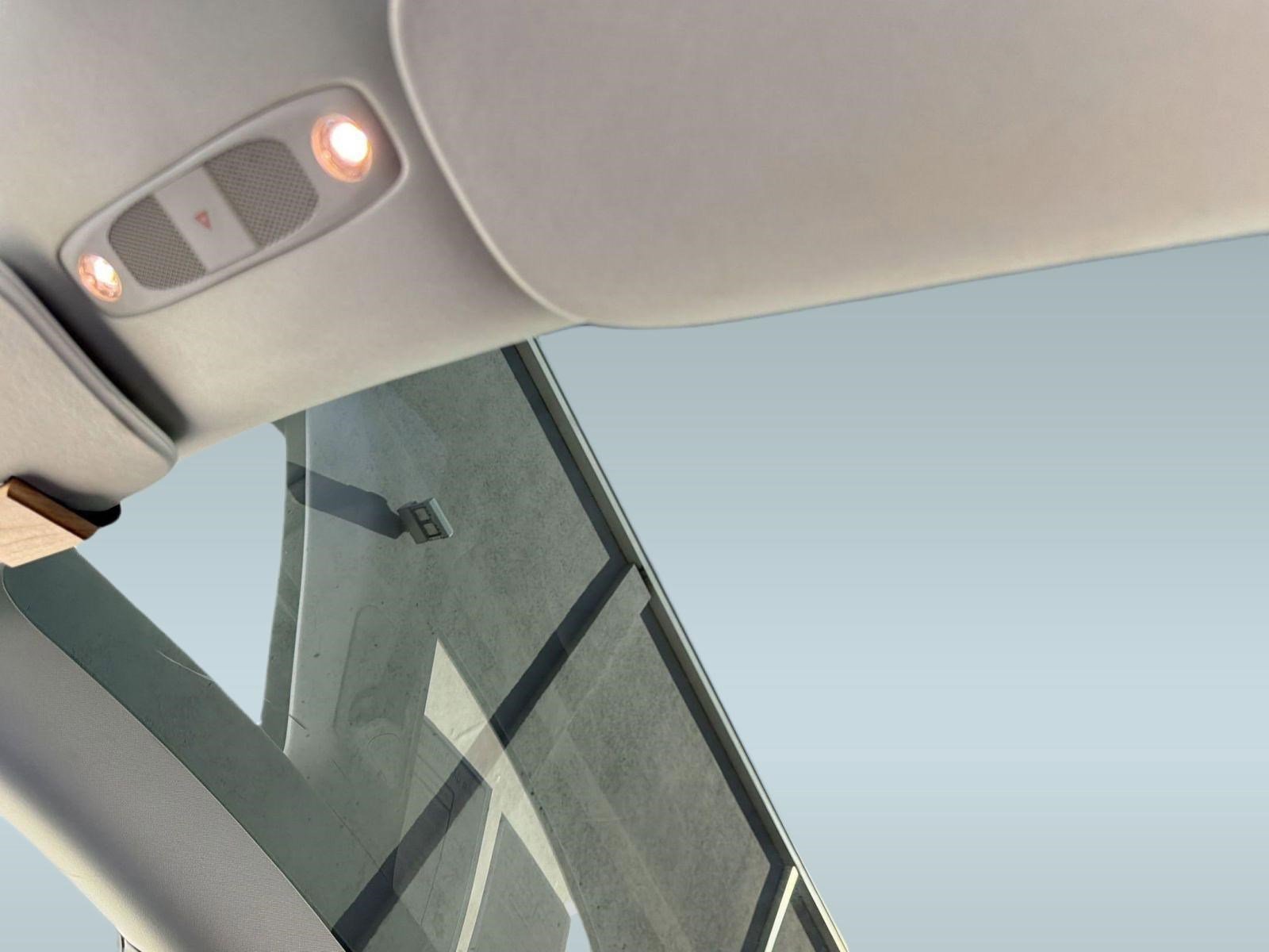 Used 2022 Tesla Model Y Performance image 24