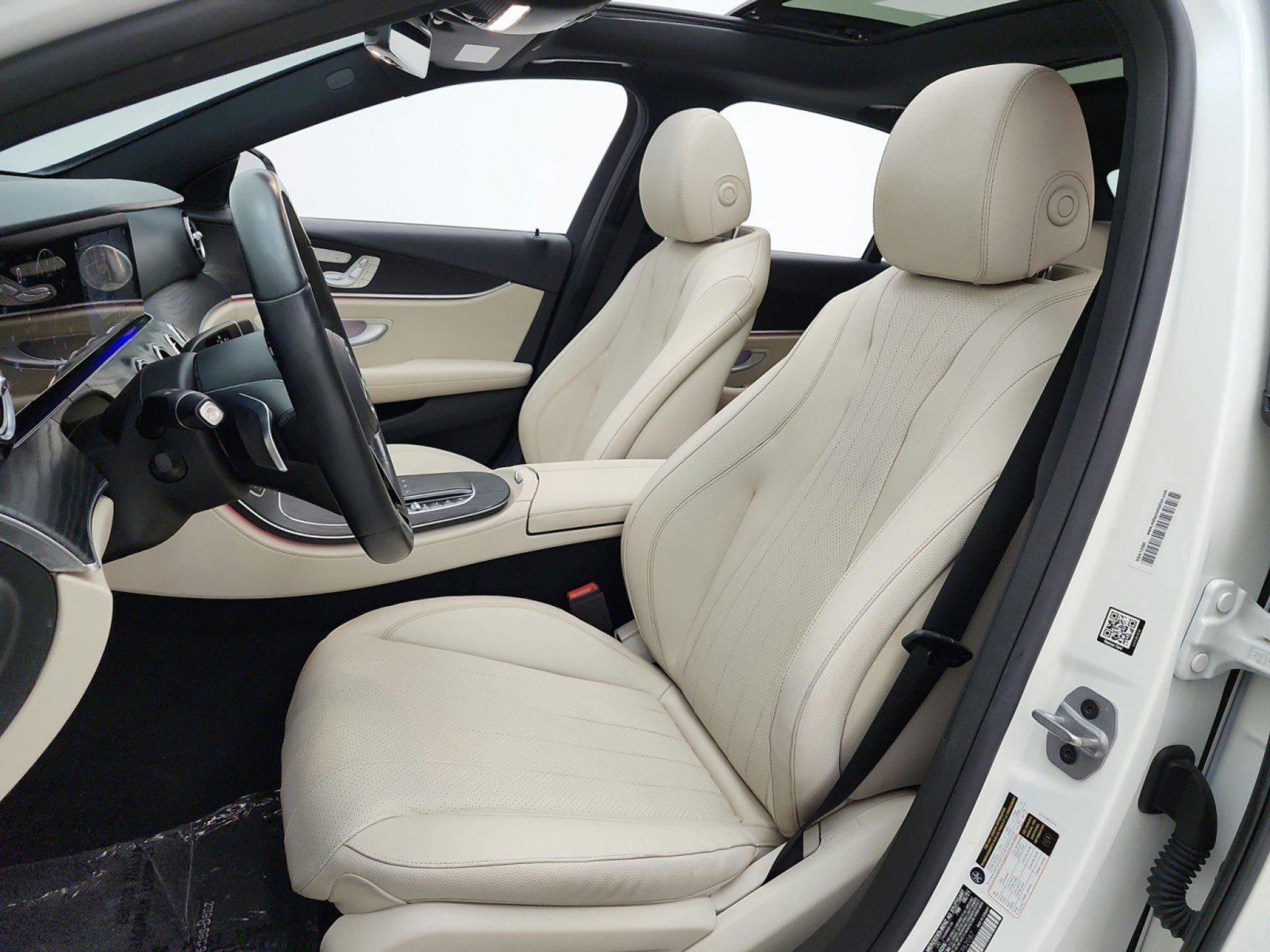 Used 2021 Mercedes-Benz E 350 Sedan image 15
