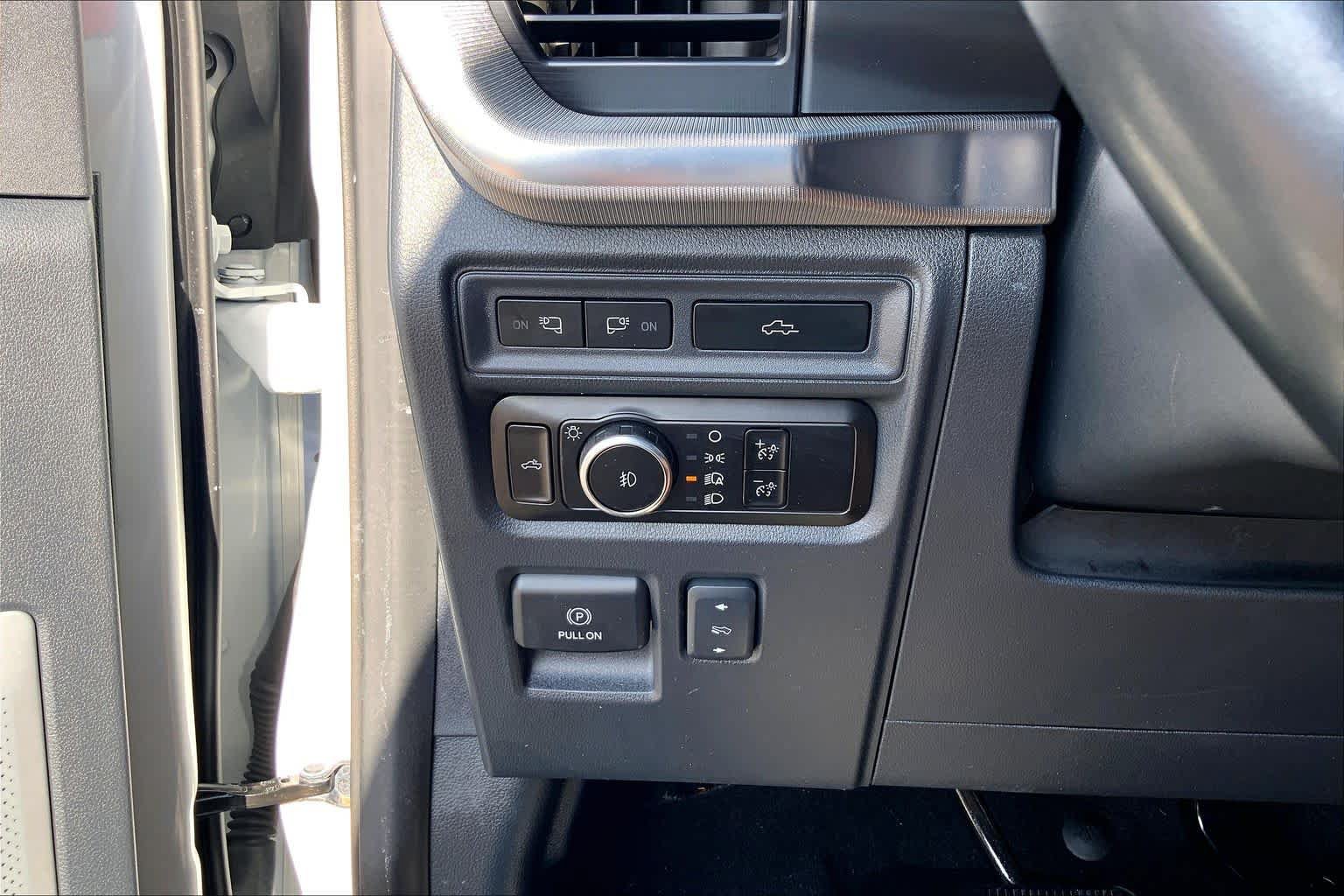 Used 2023 Ford F150 Raptor AWD/4WD image 35