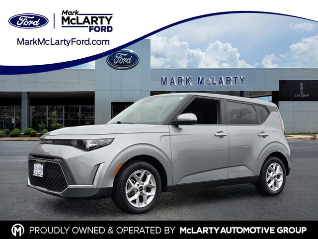 Used 2023 Kia Soul LX w/ LX Technology Package