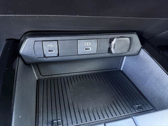 Certified 2026 Toyota Prius Plug-In Hybrid FWD image 20