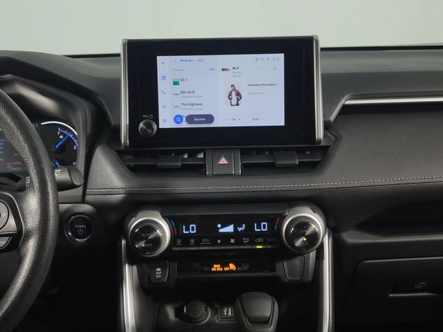 Used 2025 Toyota RAV4 XLE AWD/4WD image 19