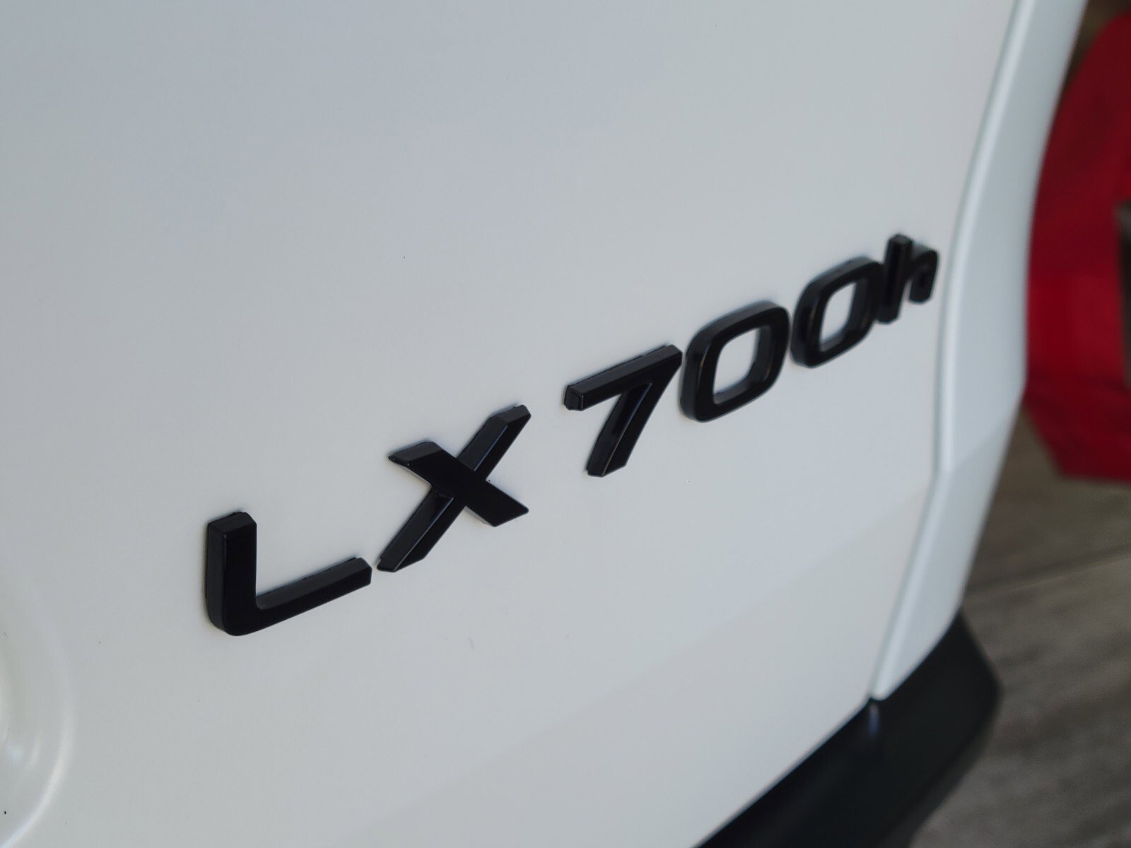Certified 2025 Lexus LX 700h F Sport w/ Accessory Package (Z1) image 6