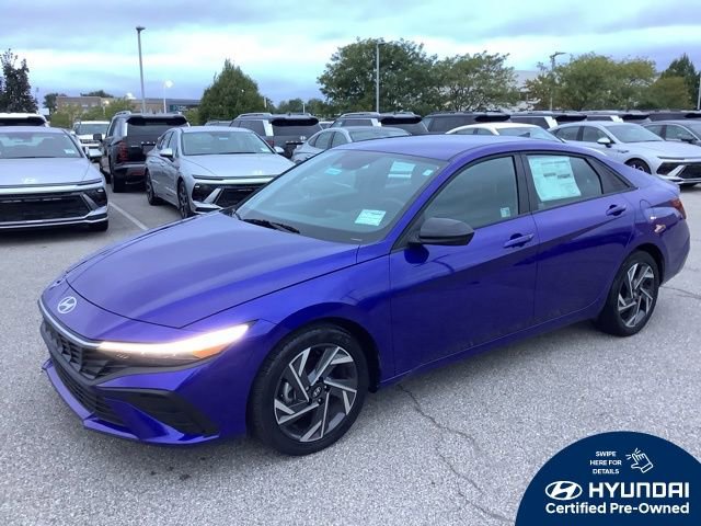 Certified 2025 Hyundai Elantra Sport image 1