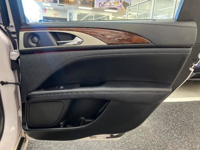 Used 2018 Lincoln MKZ Reserve w/ Technology Package FWD image 38