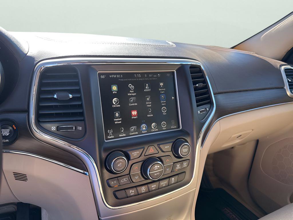 Used 2017 Jeep Grand Cherokee Overland image 33