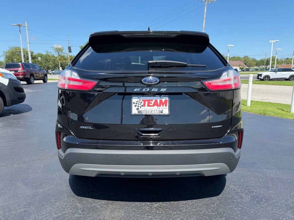 Used 2024 Ford Edge SEL AWD/4WD image 6