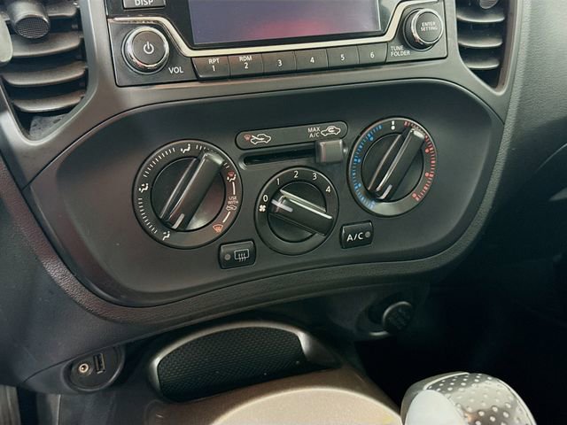 Used 2016 Nissan Juke S AWD/4WD image 17