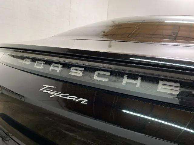 Used 2021 Porsche Taycan RWD image 97