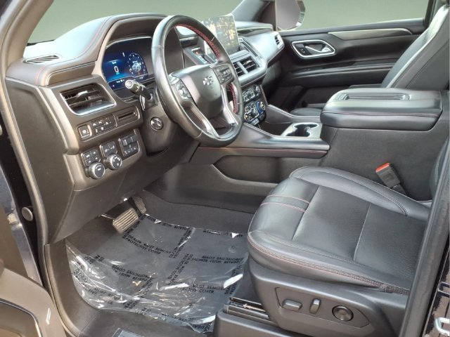Used 2024 Chevrolet Suburban RST w/ Luxury Package AWD/4WD image 11
