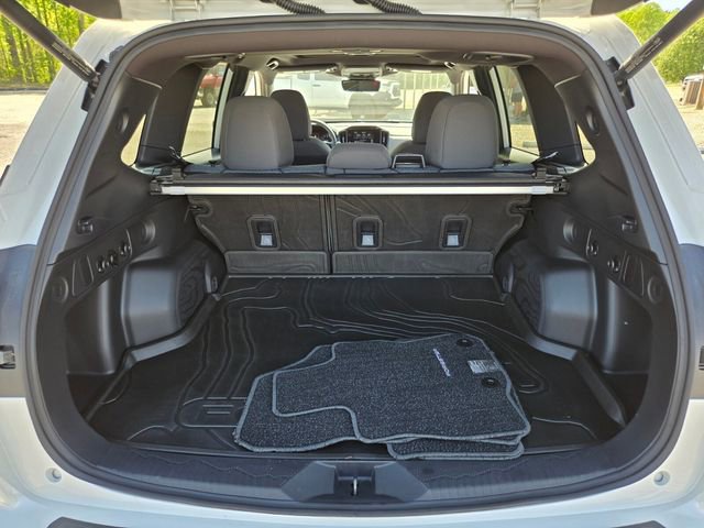 Used 2025 Subaru Forester Premium image 16