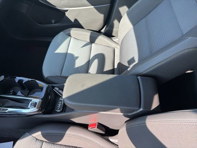Used 2024 Chevrolet Trax LT w/ Driver Confidence Package FWD image 27