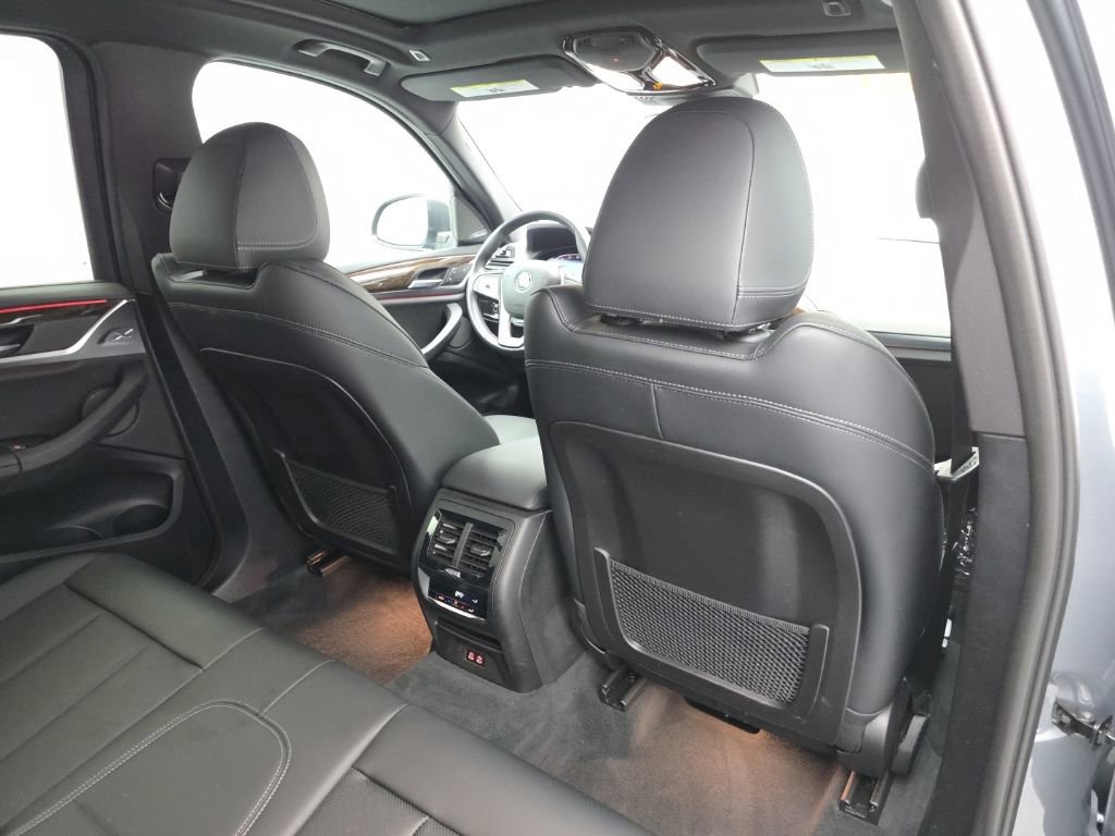 Used 2023 BMW X3 xDrive30i w/ Premium Package AWD/4WD image 46