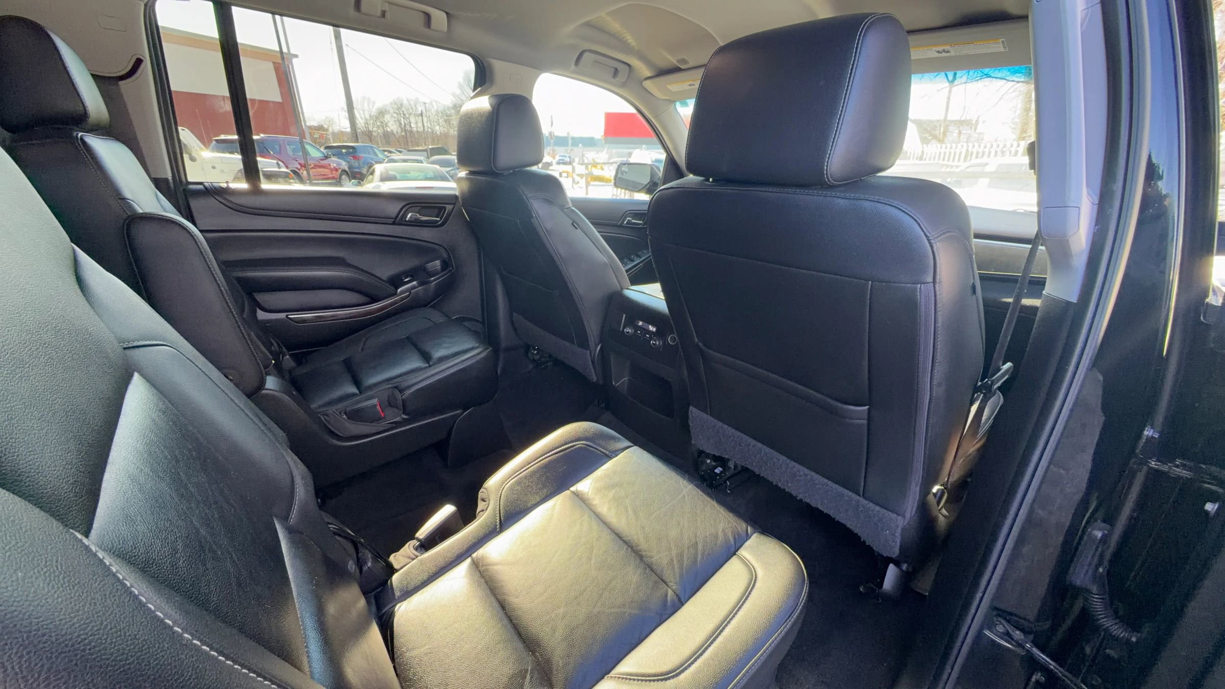 Used 2016 Chevrolet Suburban LT w/ Max Trailering Package image 27