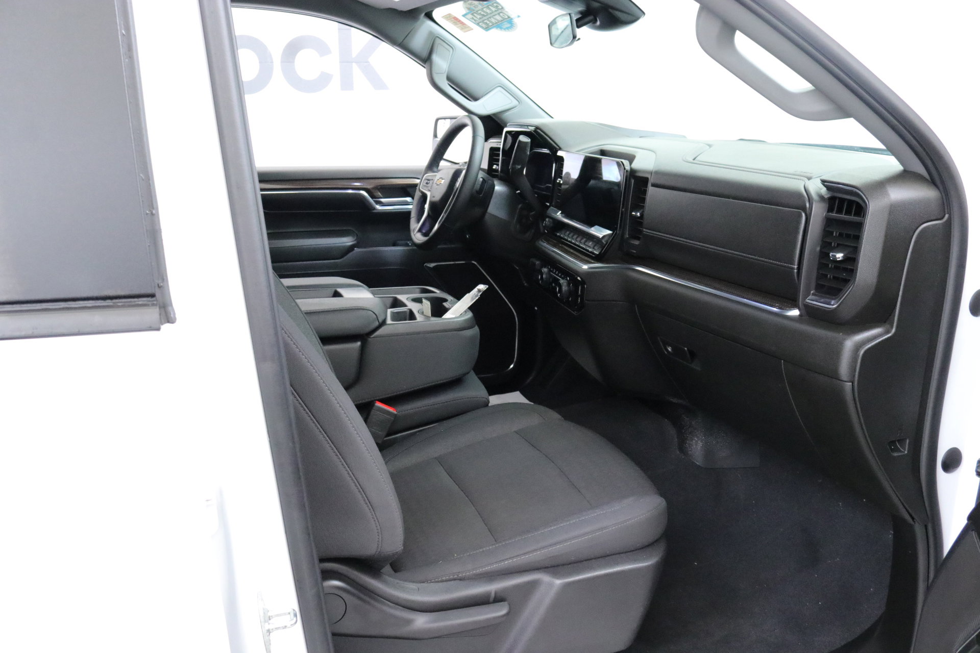 Used 2024 Chevrolet Silverado 1500 LT w/ All Star Edition Plus image 27