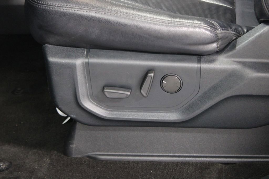 Used 2021 Ford Expedition XLT image 21