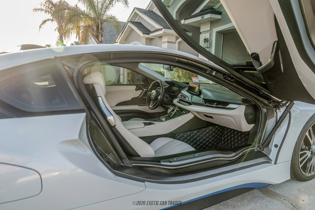Used 2016 BMW i8 AWD/4WD image 40