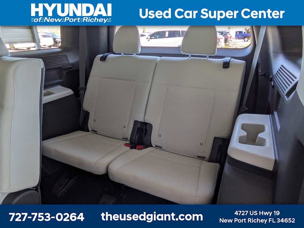 Used 2024 Hyundai Santa Fe SE image 16