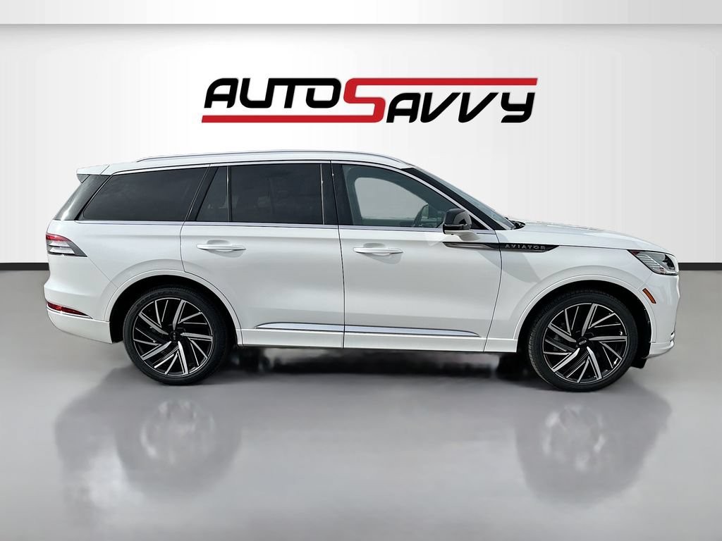 Used 2025 Lincoln Aviator Black Label AWD/4WD image 8