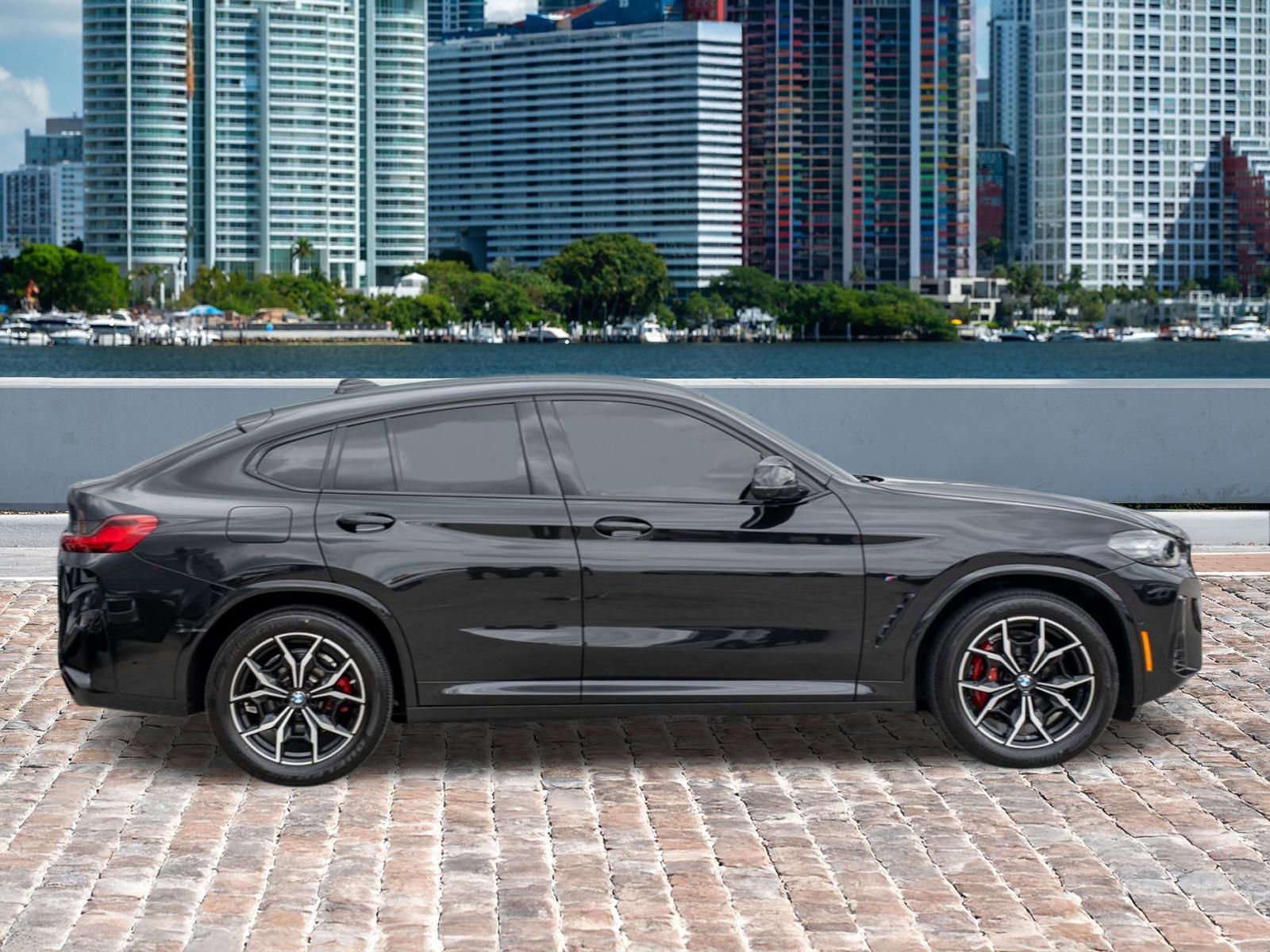 Used 2024 BMW X4 M40i image 4