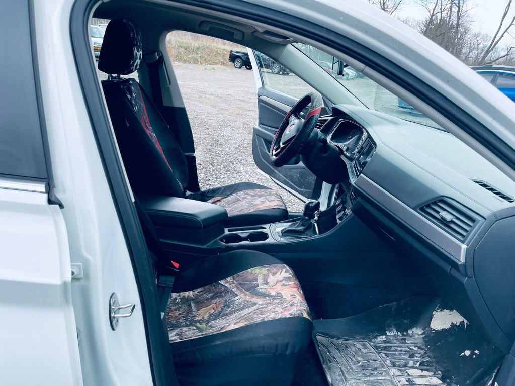 Used 2019 Volkswagen Jetta SE image 25