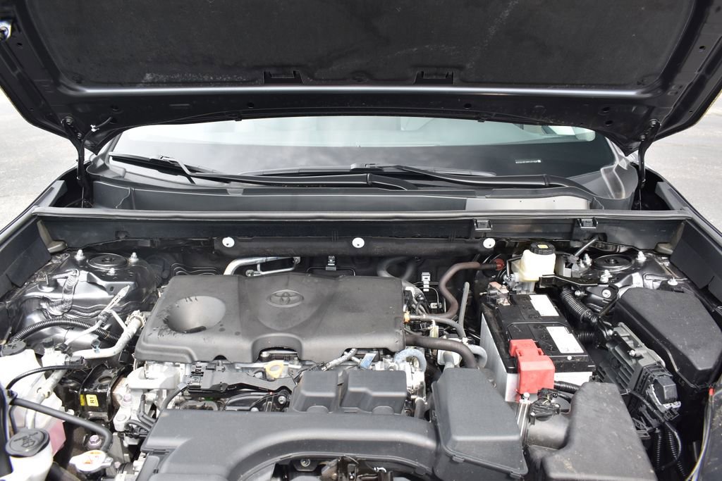 Used 2023 Toyota RAV4 XLE Premium FWD image 11