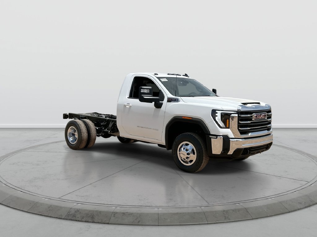 New 2026 GMC Sierra 3500 SLE w/ SLE Convenience Package RWD image 2