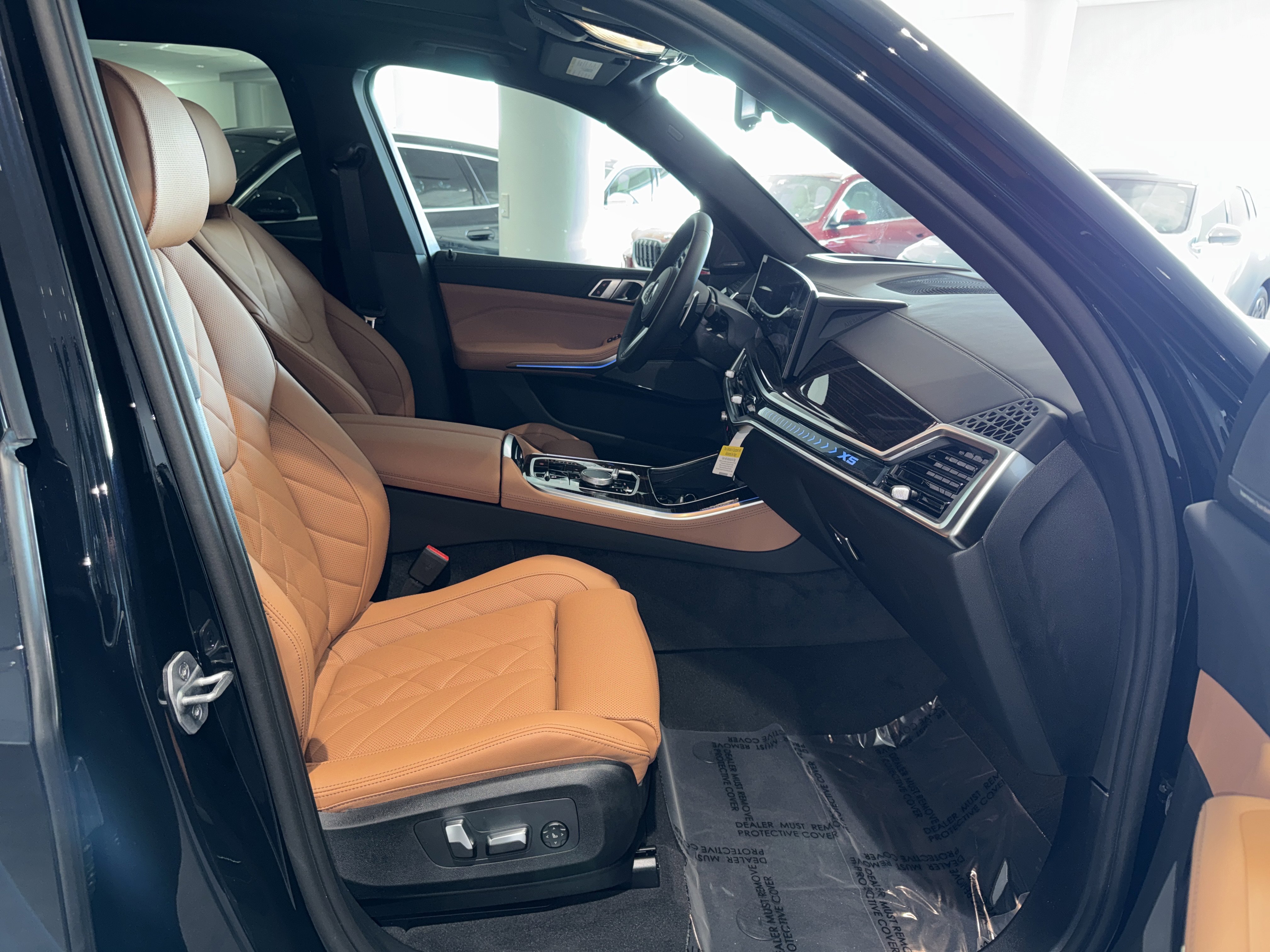 New 2026 BMW X5 xDrive50e w/ M Sport Package image 9