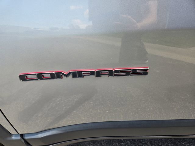 Used 2020 Jeep Compass Trailhawk AWD/4WD image 33