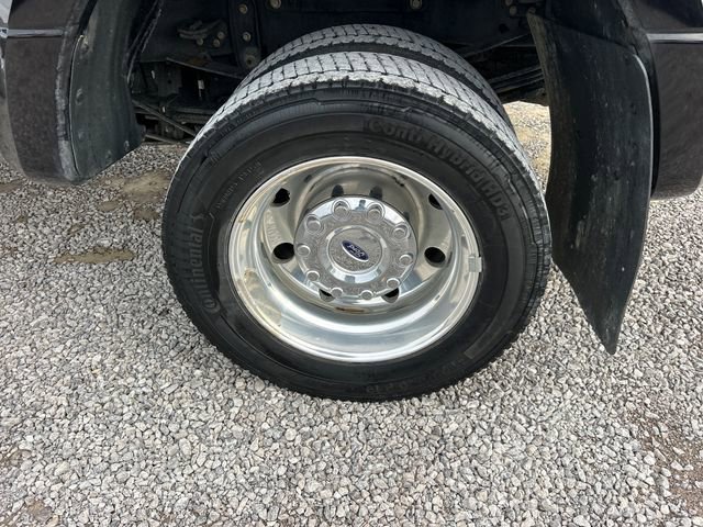 Used 2022 Ford F450 Platinum w/ FX4 Off-Road Package image 55