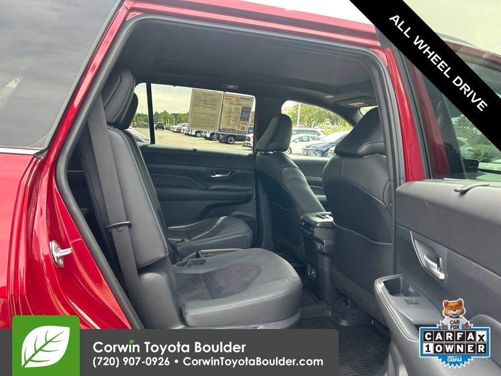 Used 2025 Toyota Grand Highlander AWD Hybrid image 16