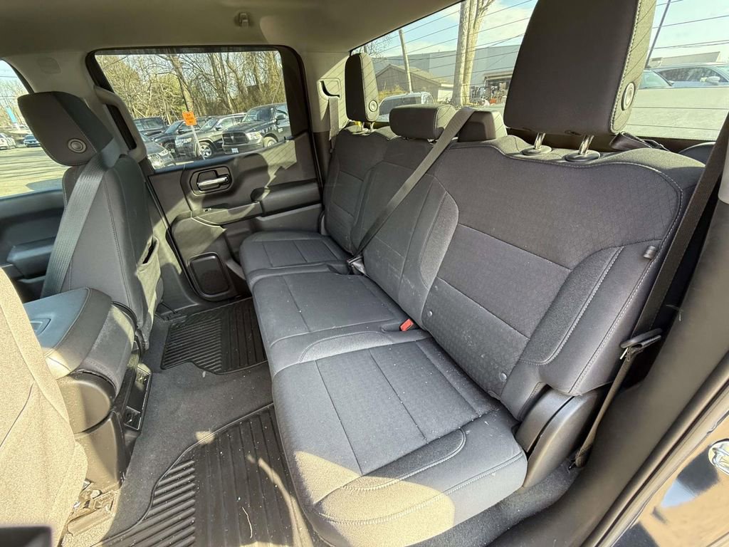 Used 2022 Chevrolet Silverado 1500 Custom image 13