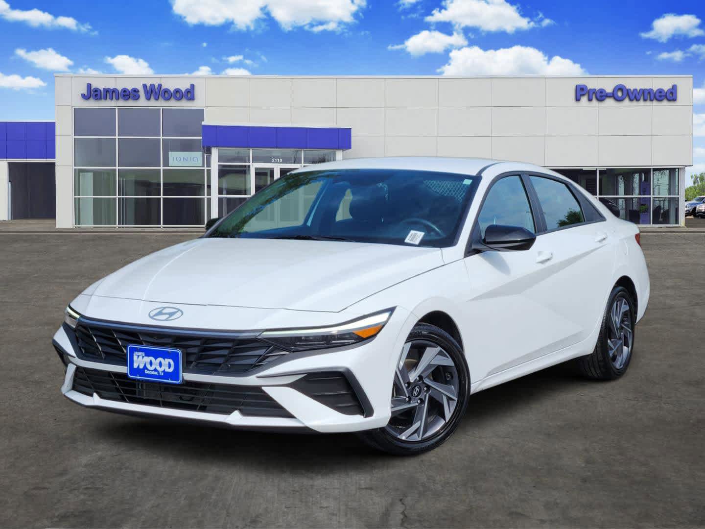 Used 2025 Hyundai Elantra SEL FWD image 1